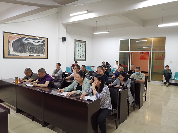 5ec7454f22064.jpg 1FD5174B77534DABDD87B9553078C45C.jpg