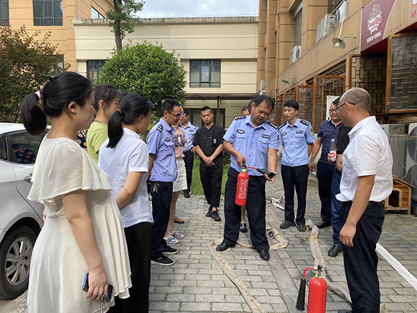 5ee9d4592063c.jpg 忠縣分公司開展全員安全環(huán)保培訓(xùn)2.jpg